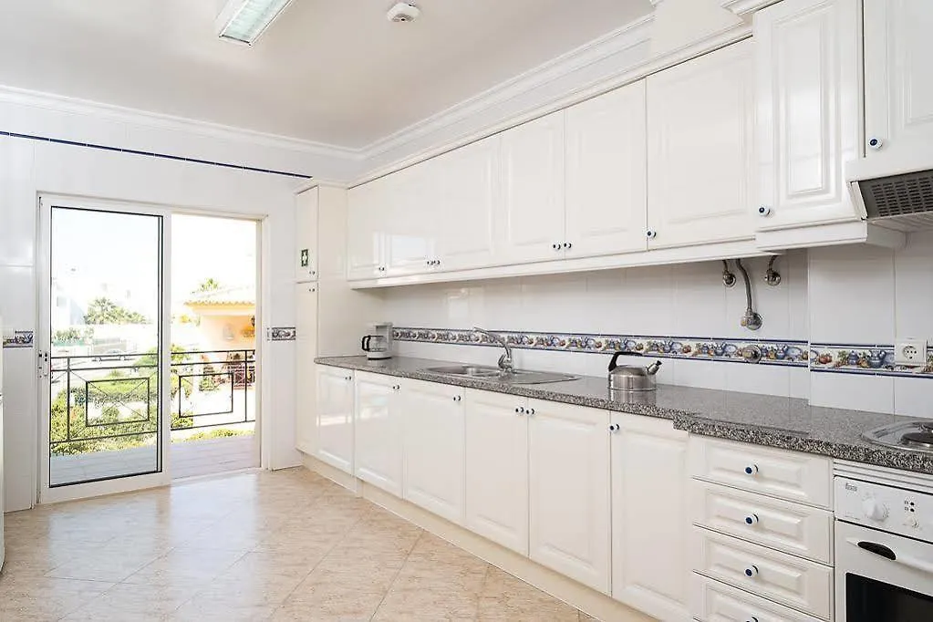 Benvindo Apartamentos البوفيرا 0*,